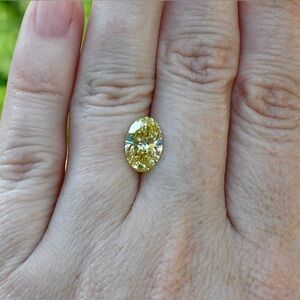 Loose 2.08 CT Lab Grown Fancy Intense Yellow Oval Diamond with IGI Report